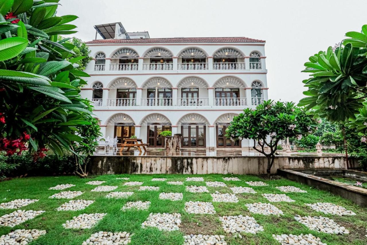 Saptapuri By Royal Orchid Hotels Limited Varanasi Exterior foto